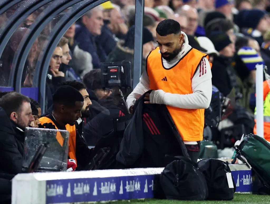 2025_12_06T214143Z_725894857_UP1ELC61O9IUE_RTRMADP_3_SOCCER_ENGLAND_LEE_LIV