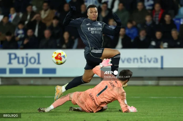 Real_Madrid_survive_scare_to_beat_third-tier_Talavera_in_Spanish_Cup-696x463